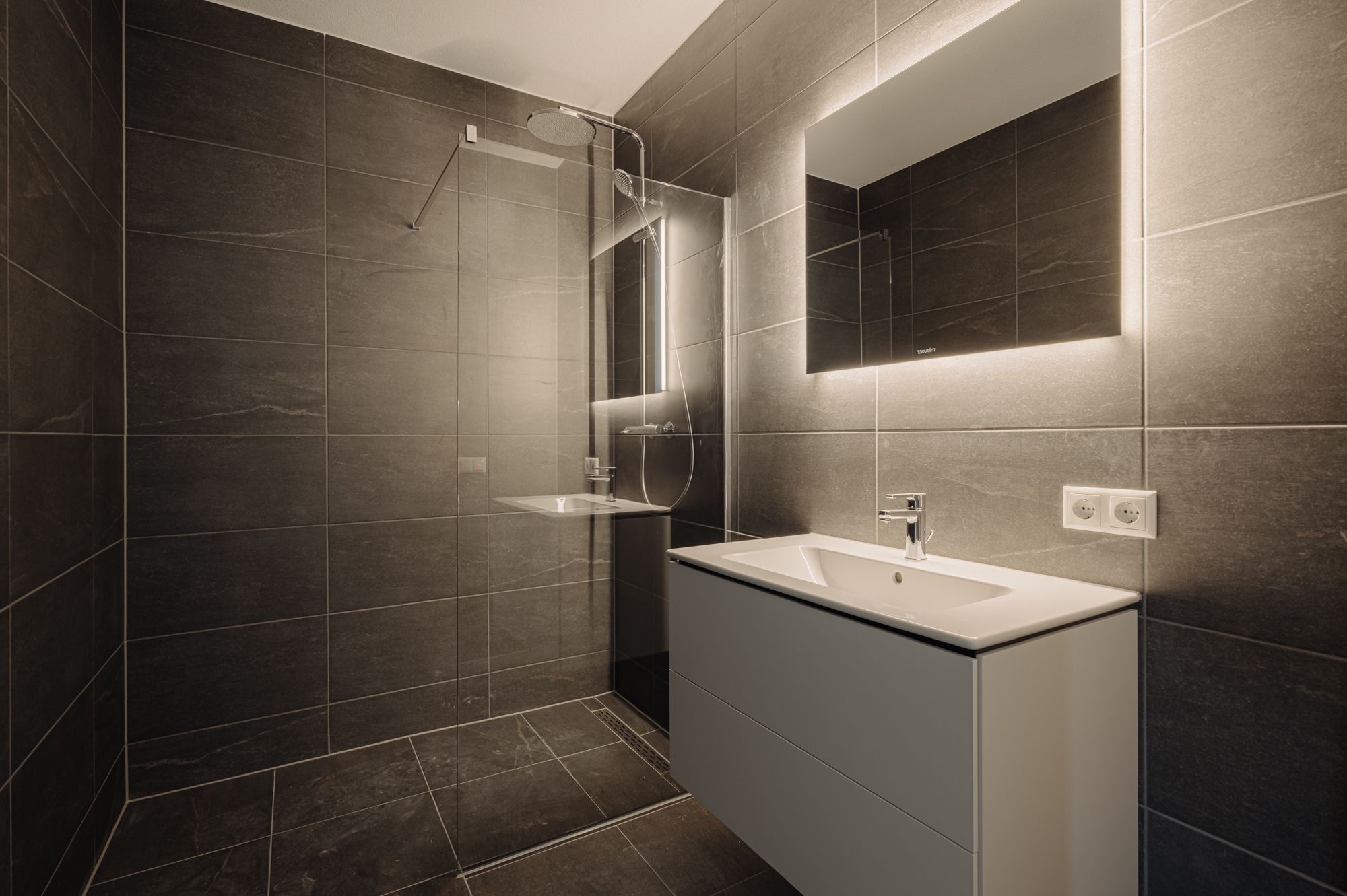 Foto 15 van Mies van der Rohestraat 275