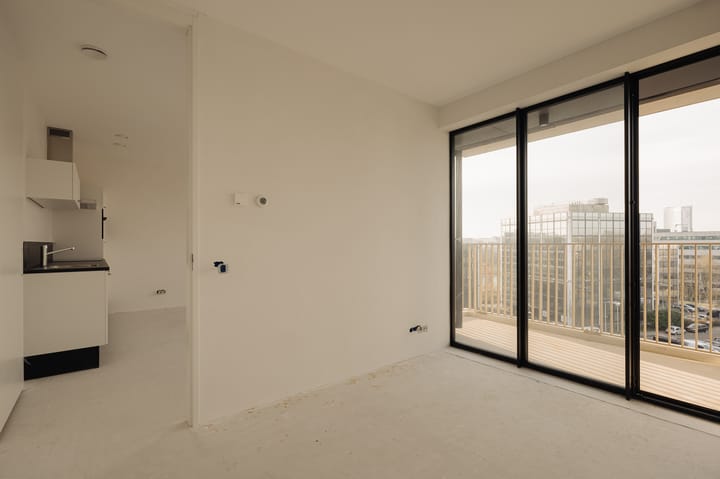 Foto 22 van Mies van der Rohestraat 275