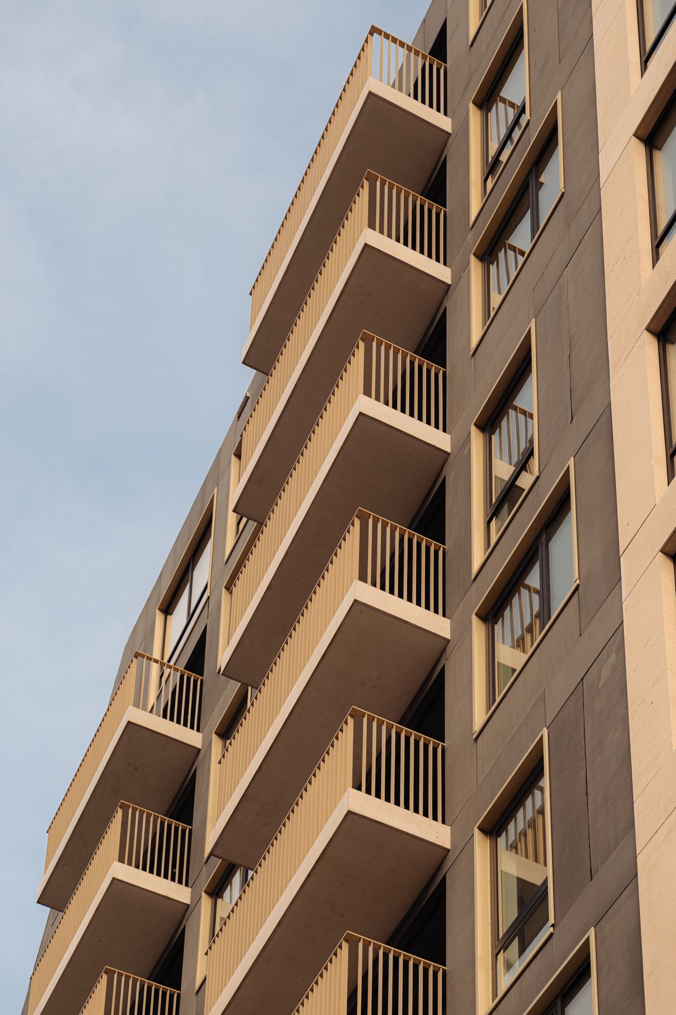 Foto 33 van Mies van der Rohestraat 275