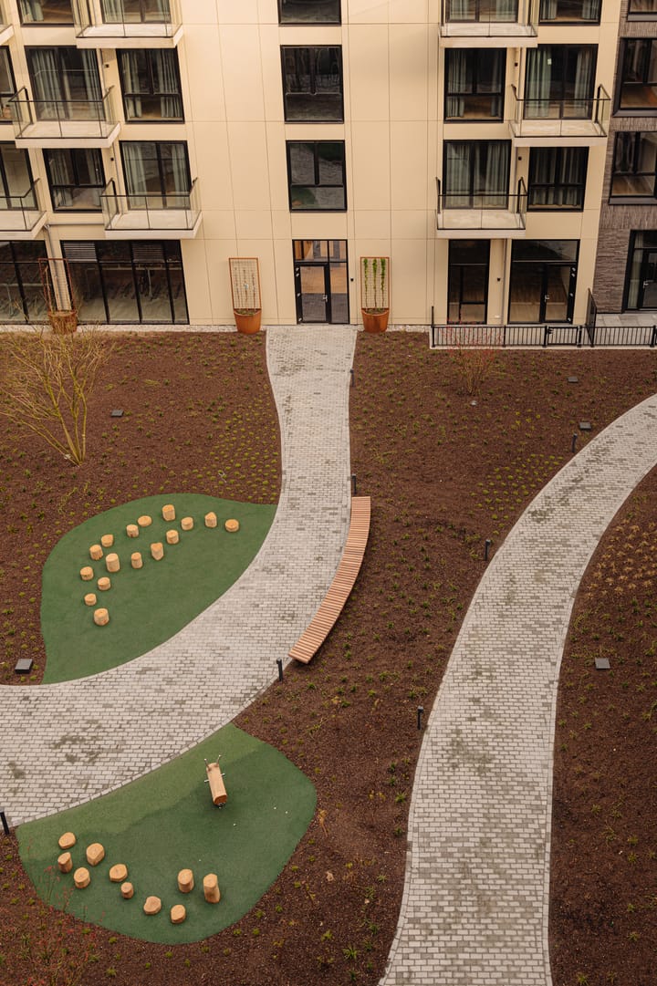 Foto 35 van Mies van der Rohestraat 275