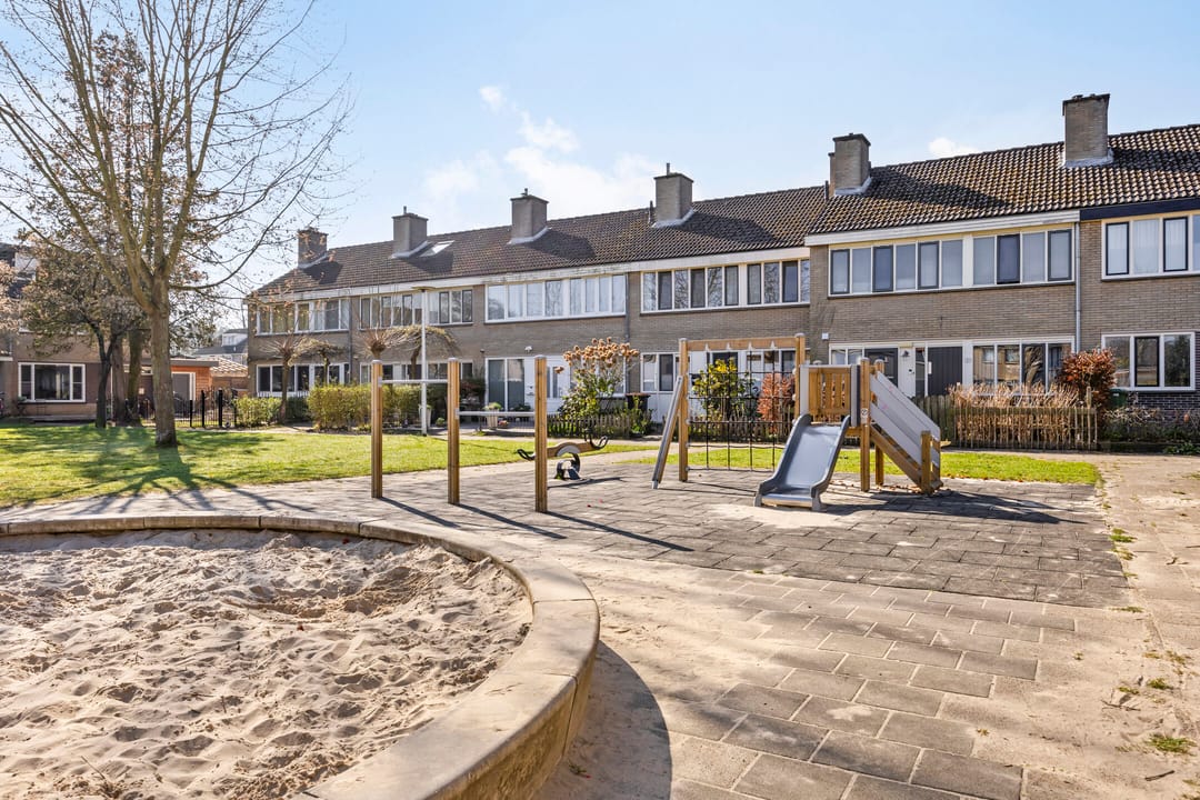 Foto 37 van J.C. Bloemstraat 15