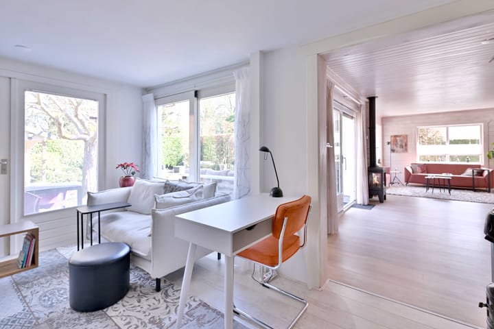 Foto 18 van Rhiender Es 24