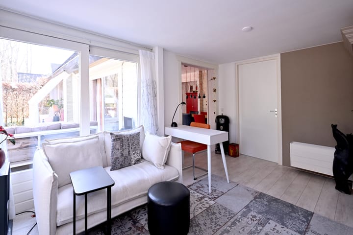 Foto 20 van Rhiender Es 24