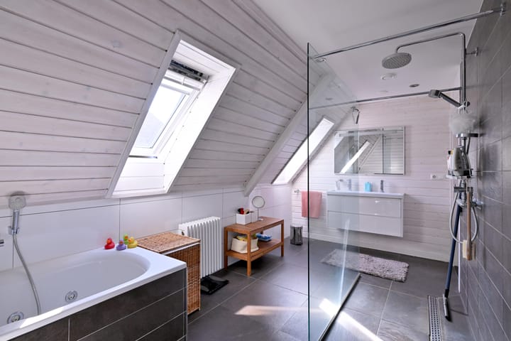 Foto 29 van Rhiender Es 24