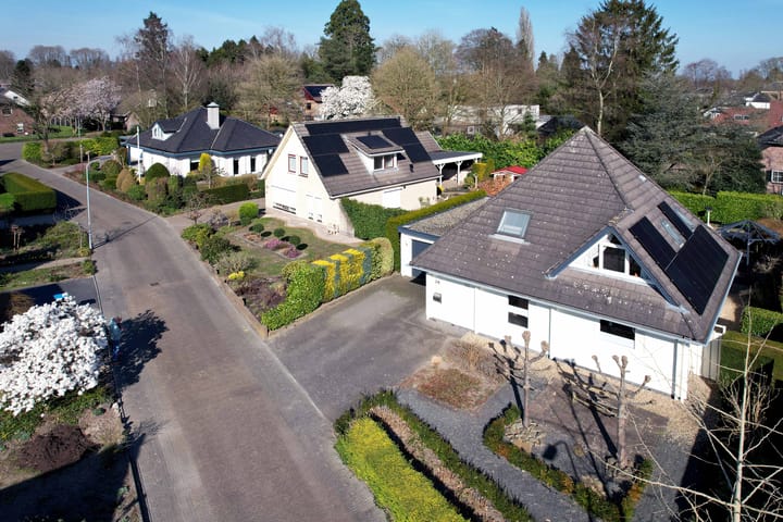 Foto 40 van Rhiender Es 24