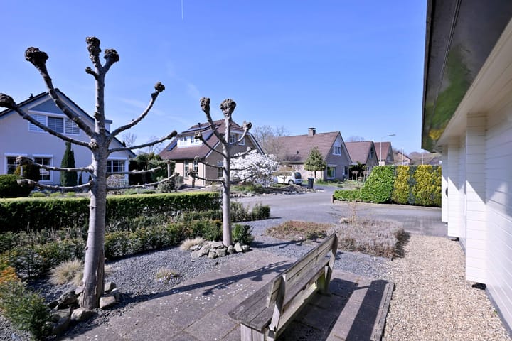 Foto 55 van Rhiender Es 24