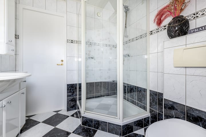 Foto 24 van Binnenweg 24-A