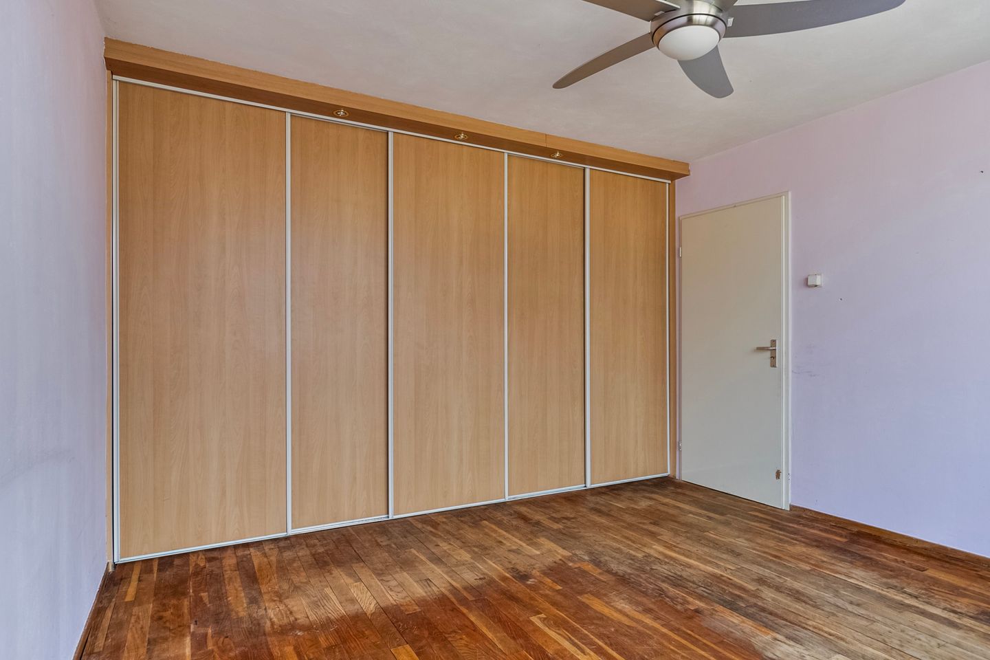 Foto 14 van de Ruijterstraat 9