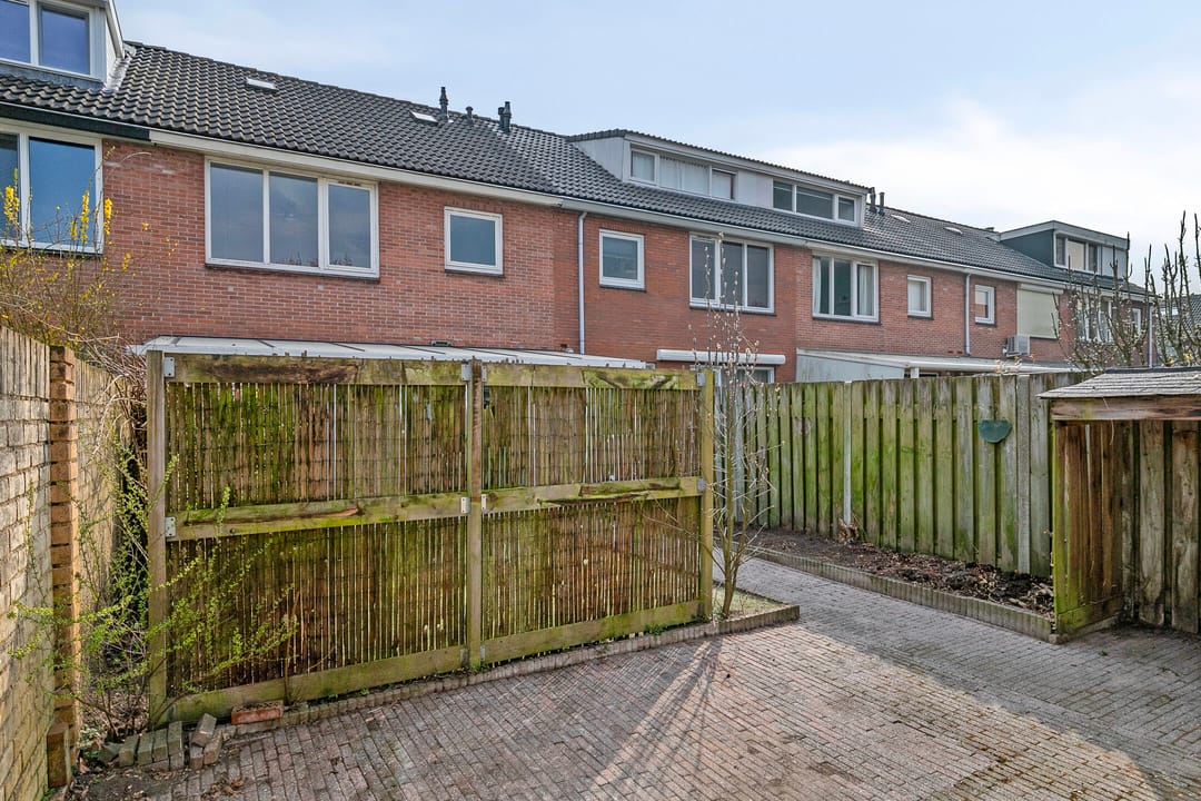 Foto 26 van de Ruijterstraat 9