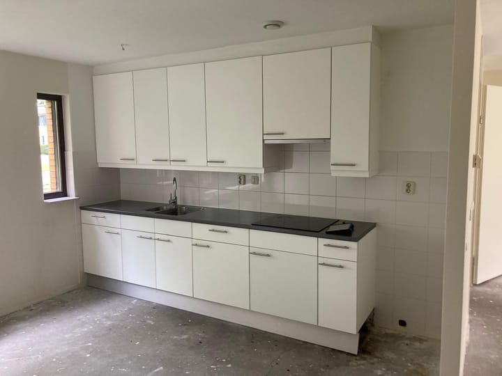 Photo 4 of Eeuwenweg 123