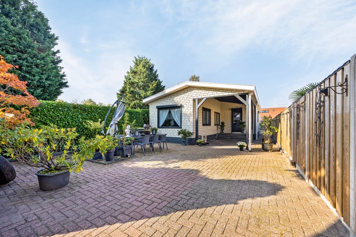 Foto 1 van Massenweg 106-B