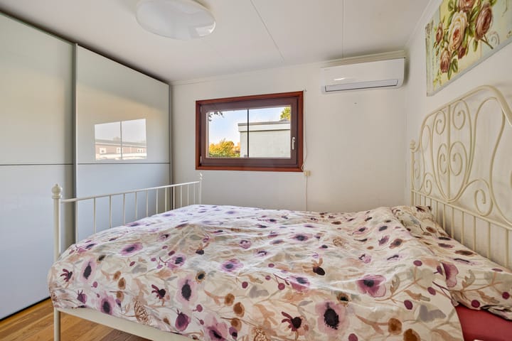 Foto 5 van Massenweg 106-B