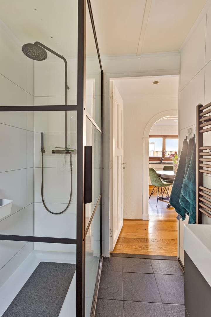 Foto 29 van Massenweg 106-B