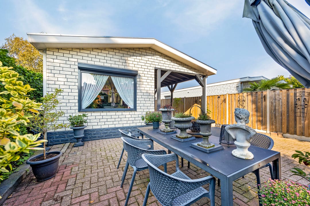 Foto 31 van Massenweg 106-B