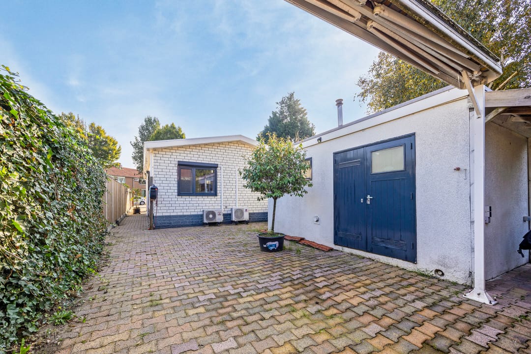 Foto 37 van Massenweg 106-B