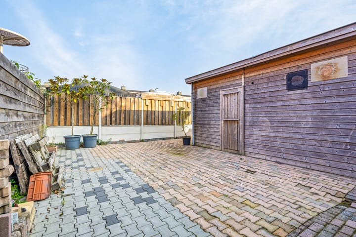 Foto 41 van Massenweg 106-B