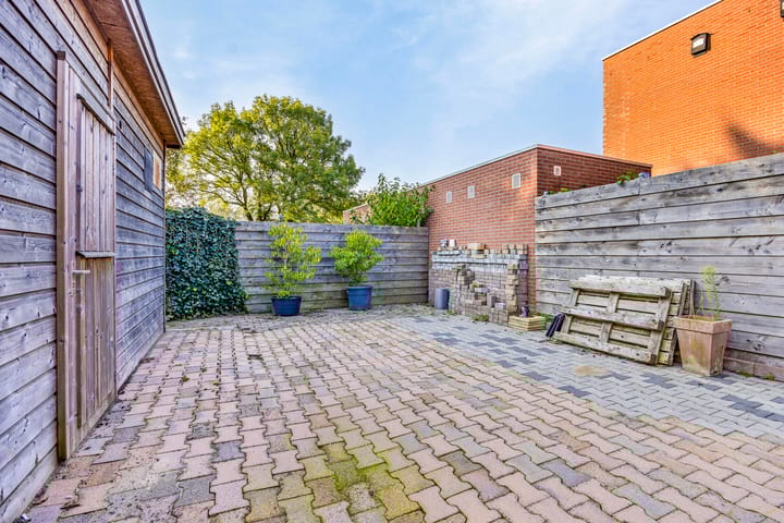 Foto 42 van Massenweg 106-B