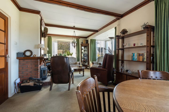 Foto 6 van Looweg 50