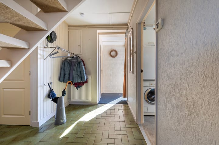 Foto 15 van Looweg 50