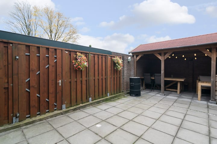 Foto 36 van Van Goghlaan 25