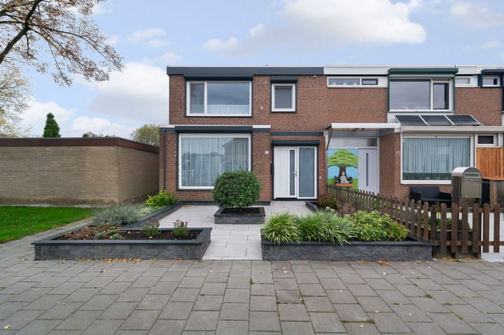 Foto 43 van Van Goghlaan 25