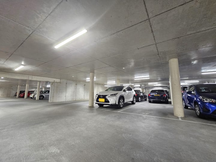 Foto 30 van Maashaven N.z. 495