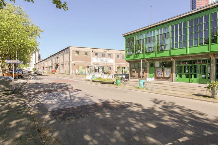 Foto 31 van Maashaven N.z. 495