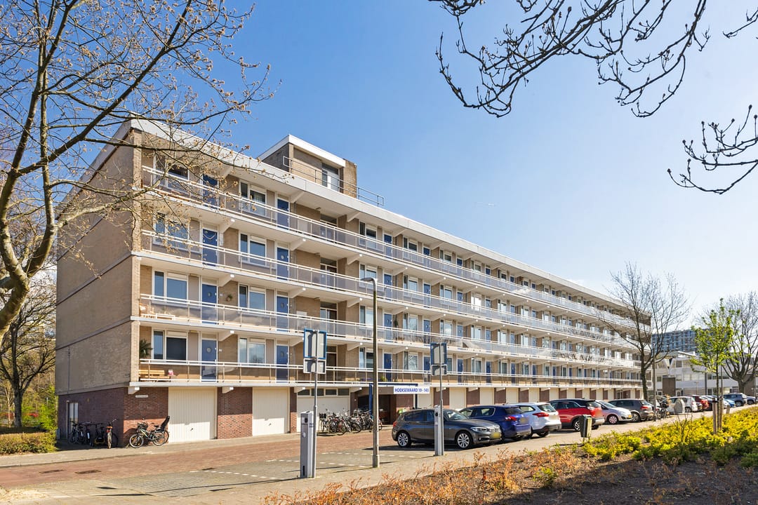 Photo 1 of Hoeksewaard 133