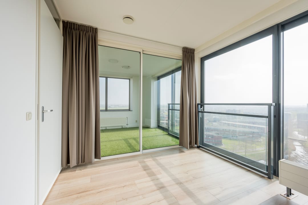 Foto 32 van Forel 208