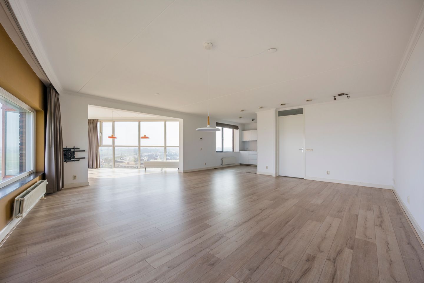 Foto 14 van Forel 208