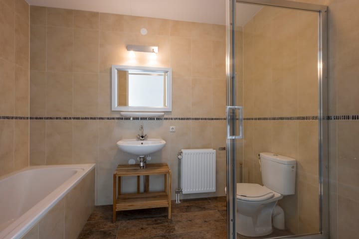 Foto 34 van Forel 208