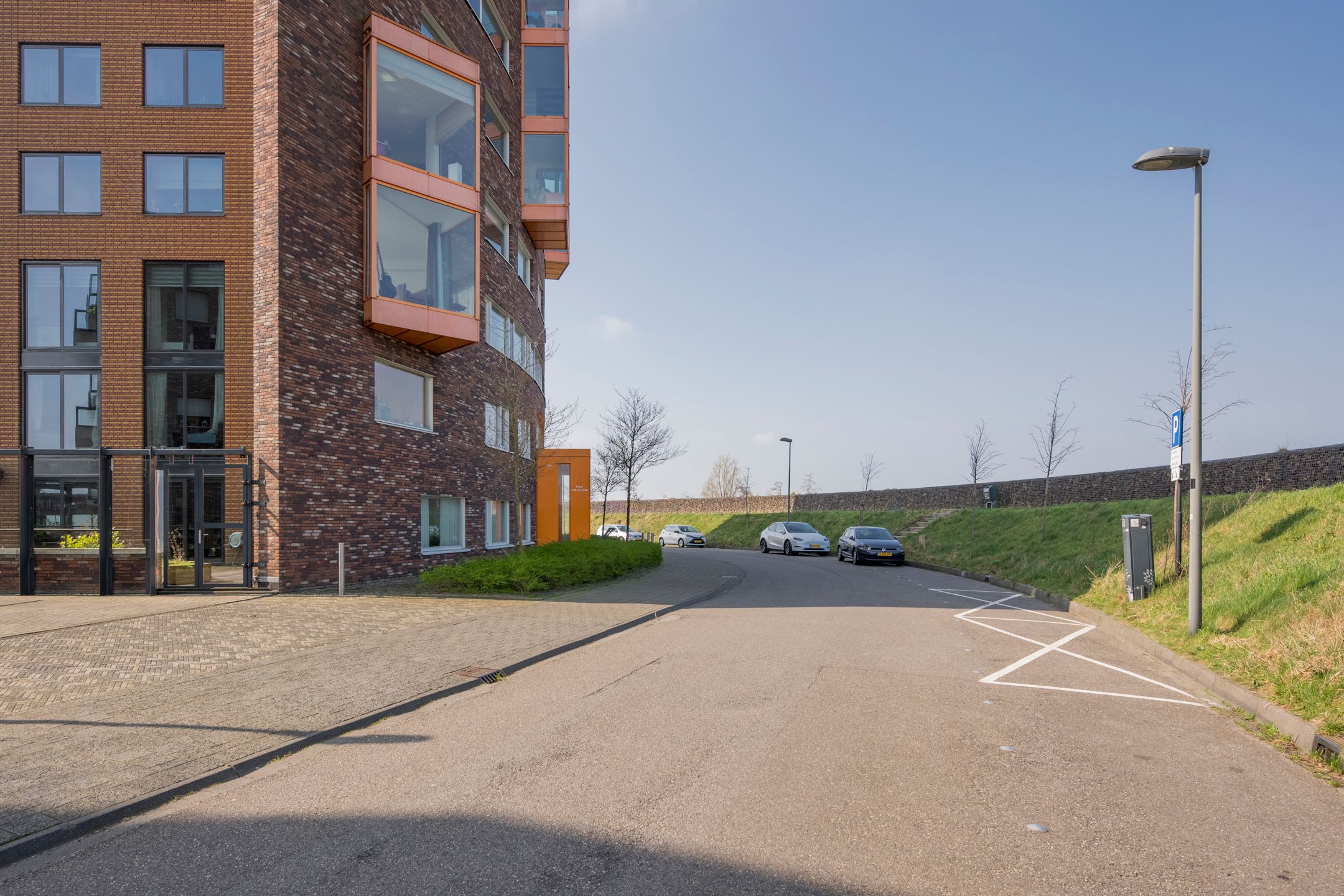 Foto 39 van Forel 208