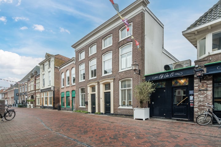 Foto 2 van Vijhestraat 9