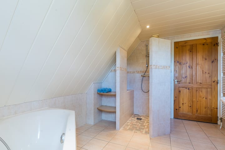 Foto 44 van Kerkheiseweg 22-A