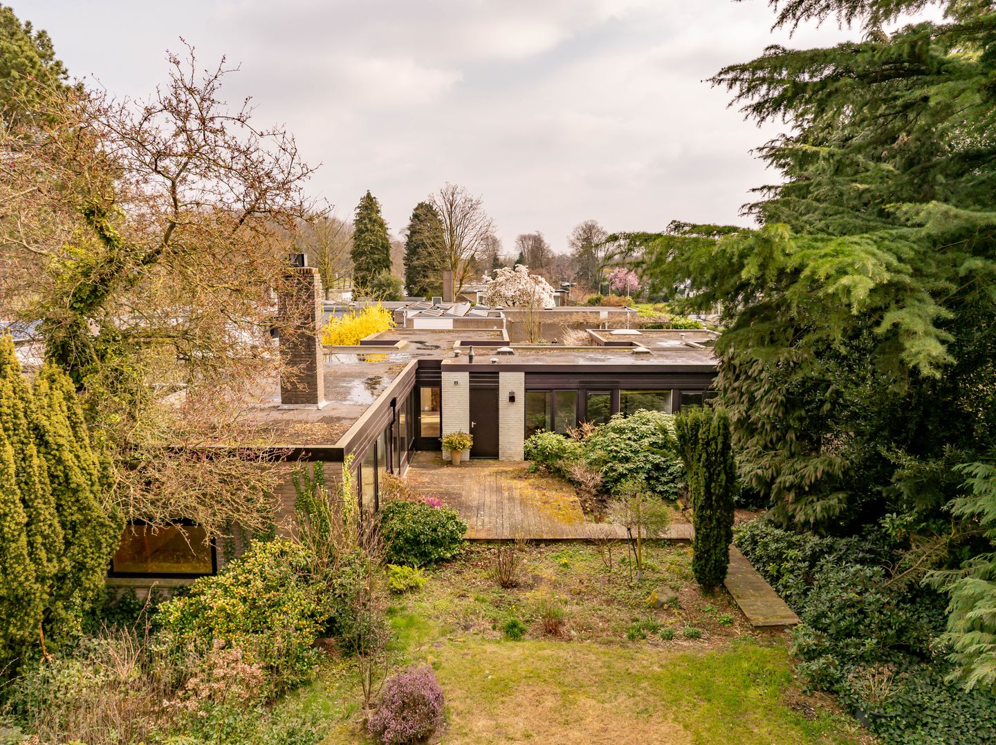 Foto 65 van Lindenlaan 1