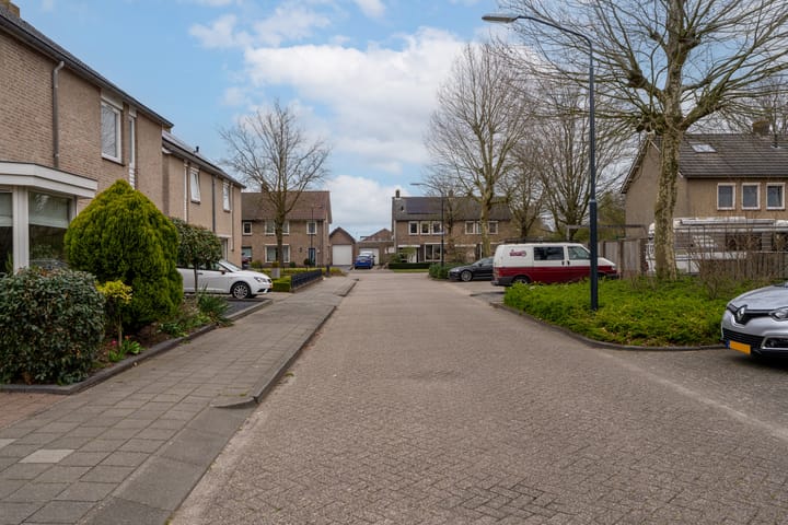 Foto 6 van Tooropstraat 8