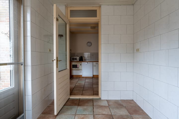 Foto 18 van Tooropstraat 8