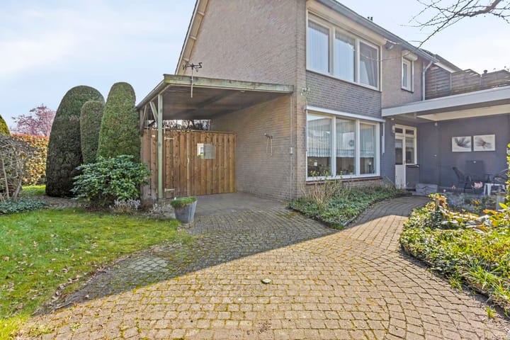 Foto 28 van Anton Derkinderenstraat 2