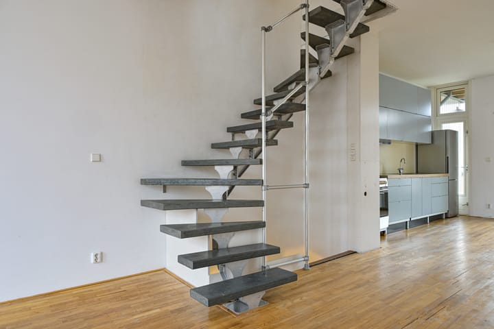 Photo 10 of Volmarijnstraat 109-B