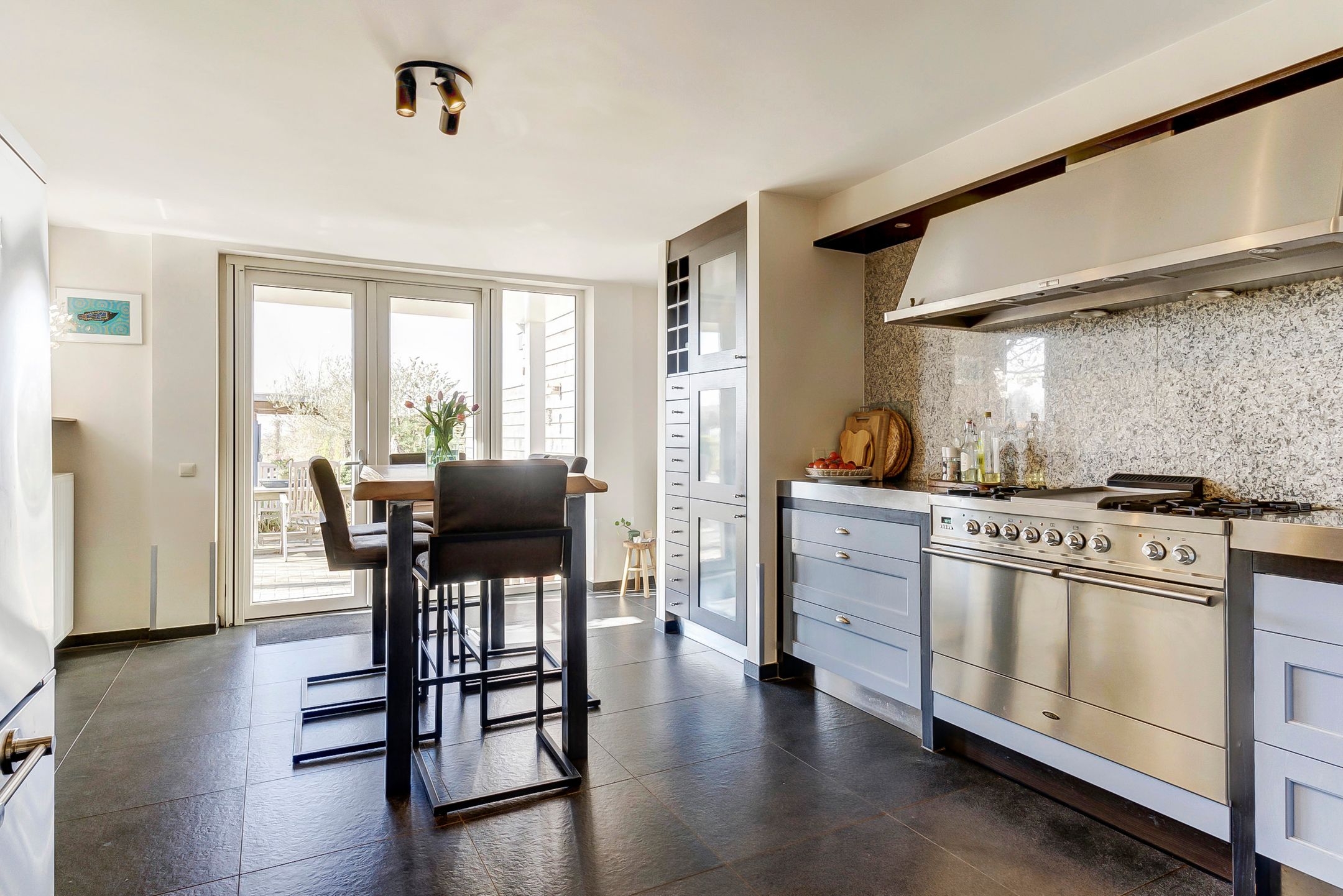 Foto 15 van Homoetsestraat 31-A