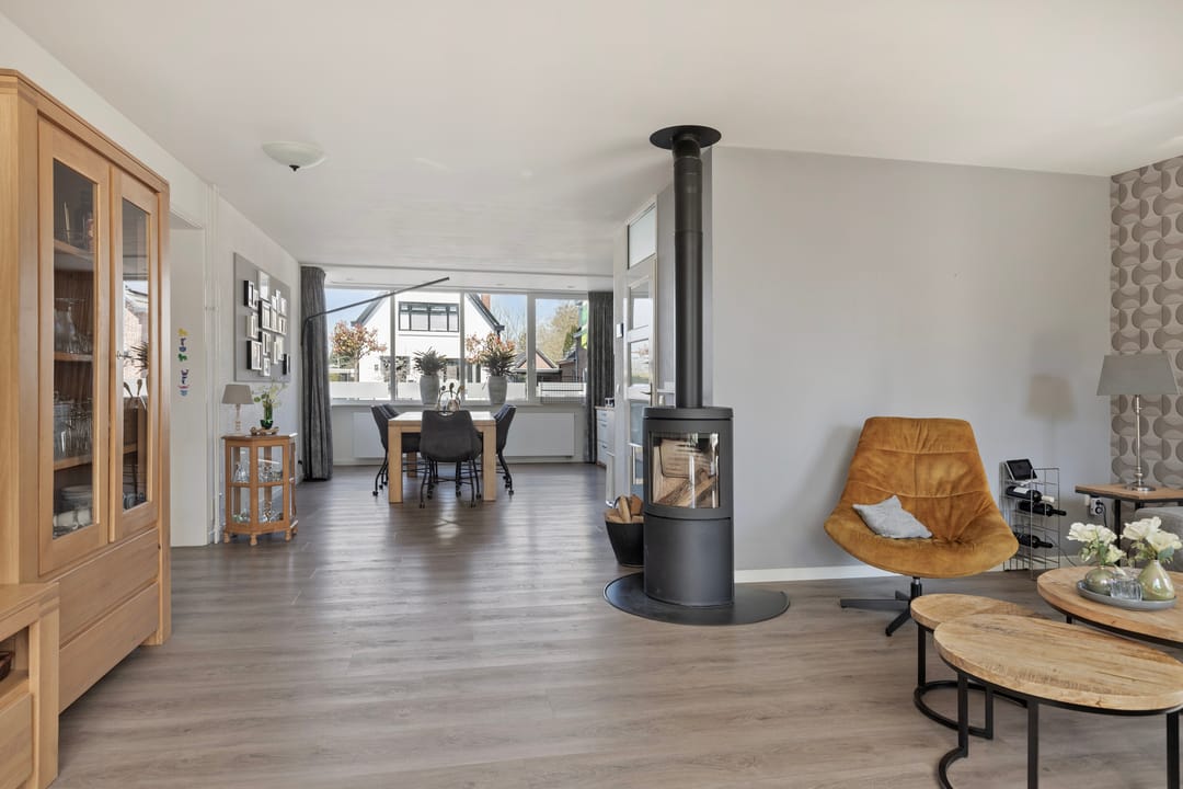 Foto 16 van Leliestraat 43