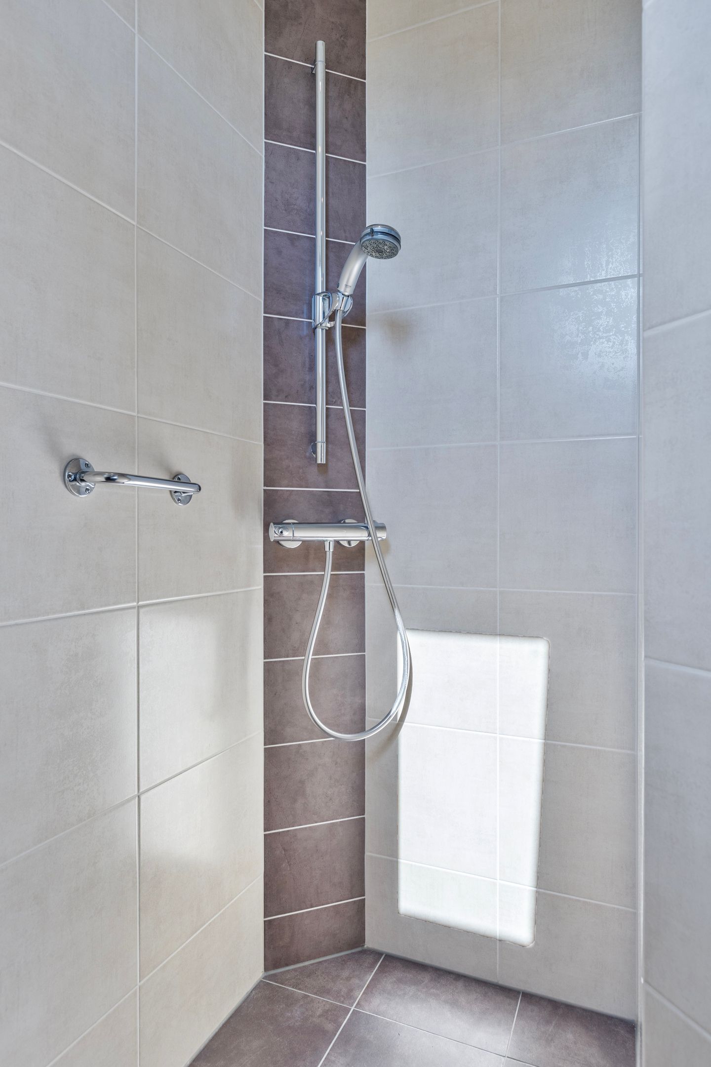 Foto 35 van Leliestraat 43