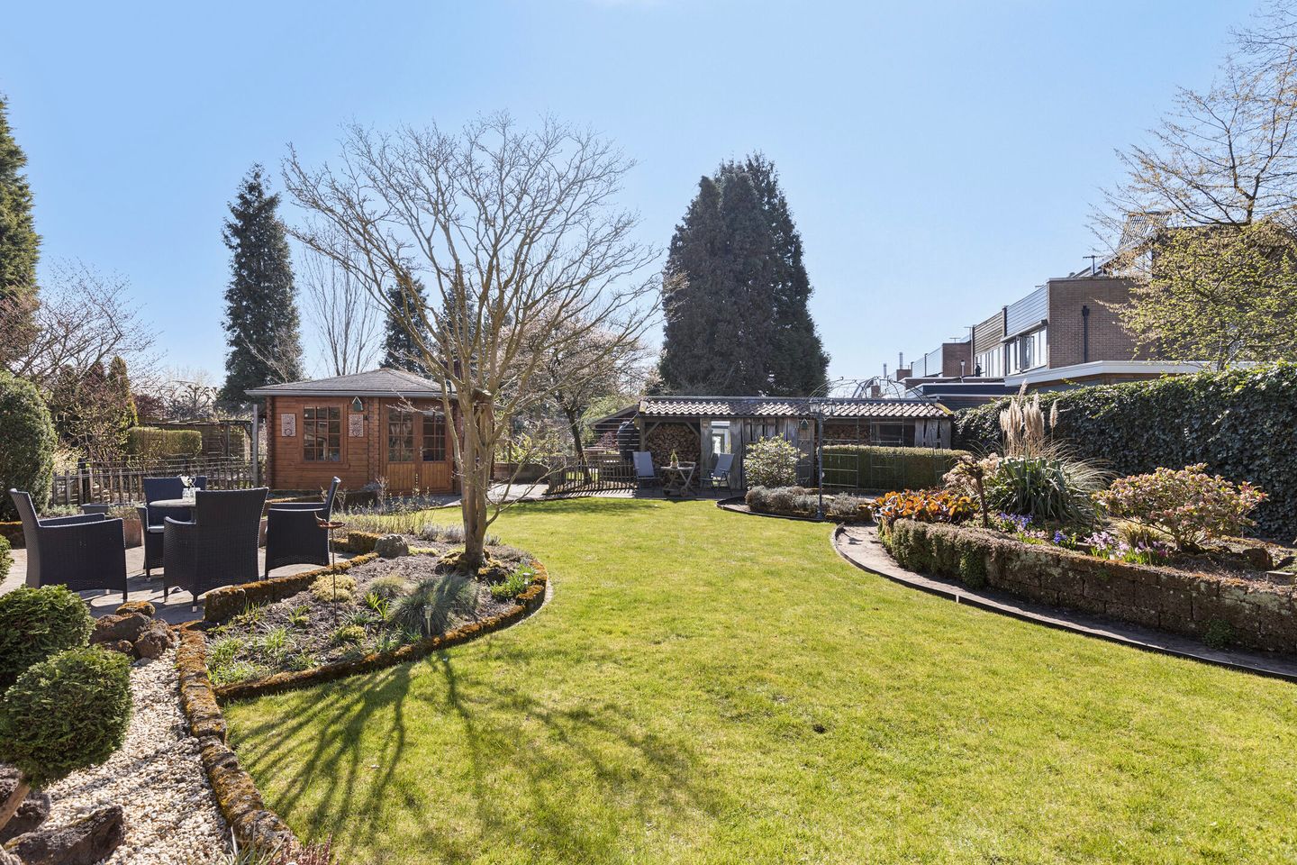 Foto 44 van Leliestraat 43