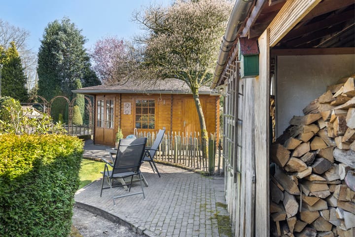 Foto 49 van Leliestraat 43