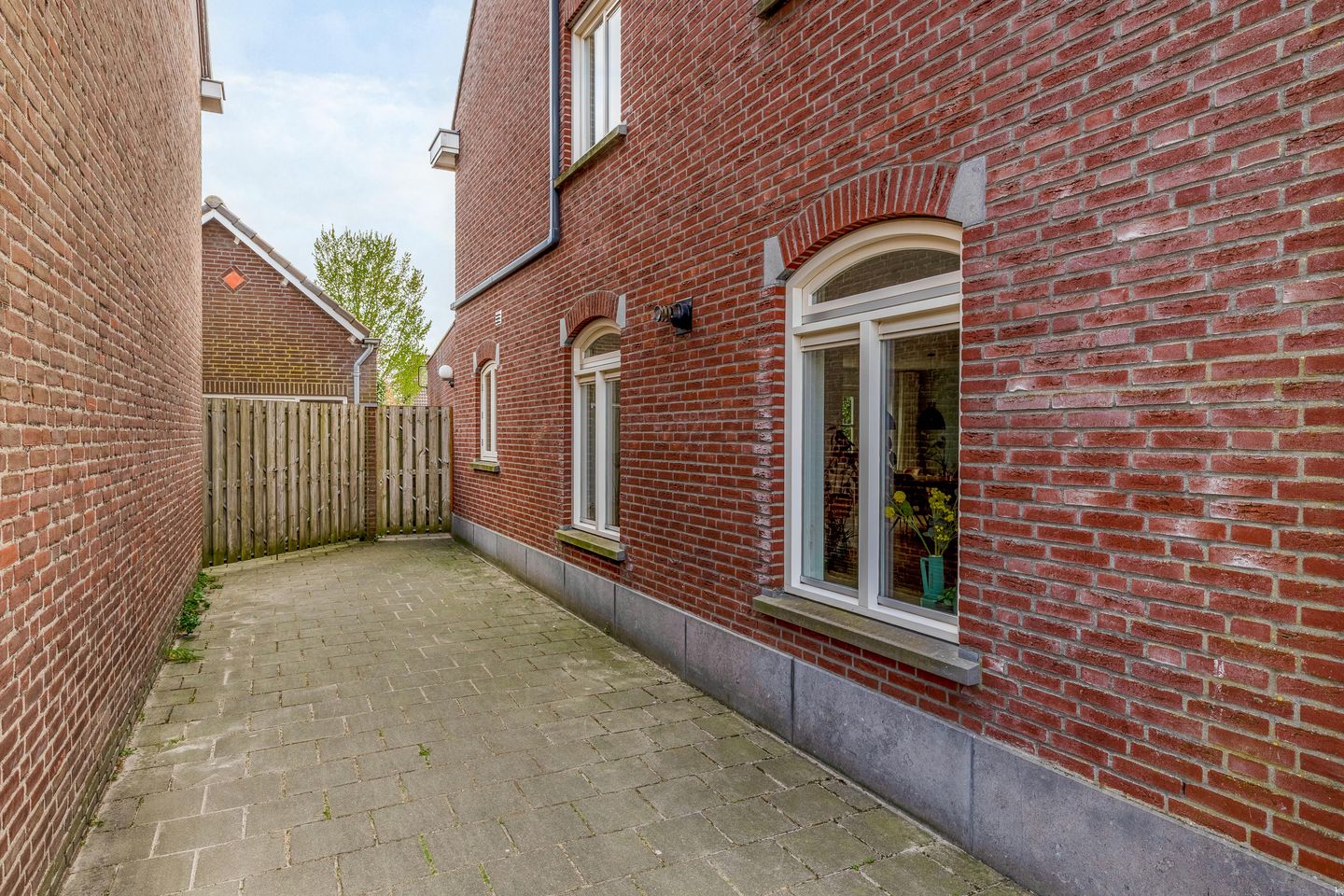 Photo 44 of Toon Bolsiusstraat 19