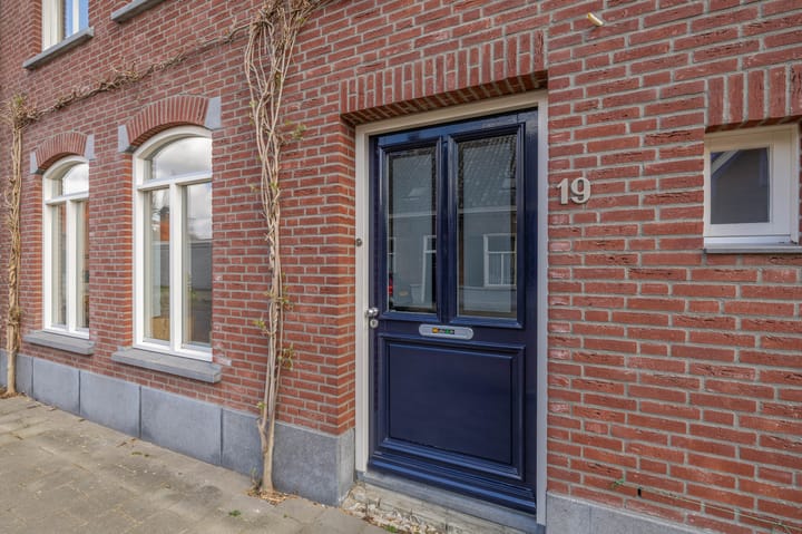 Foto 46 van Toon Bolsiusstraat 19