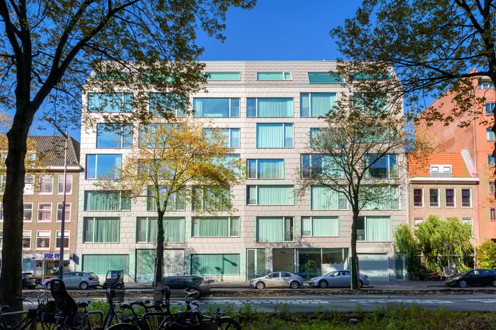 Photo 2 of Valkenburgerstraat 134-F