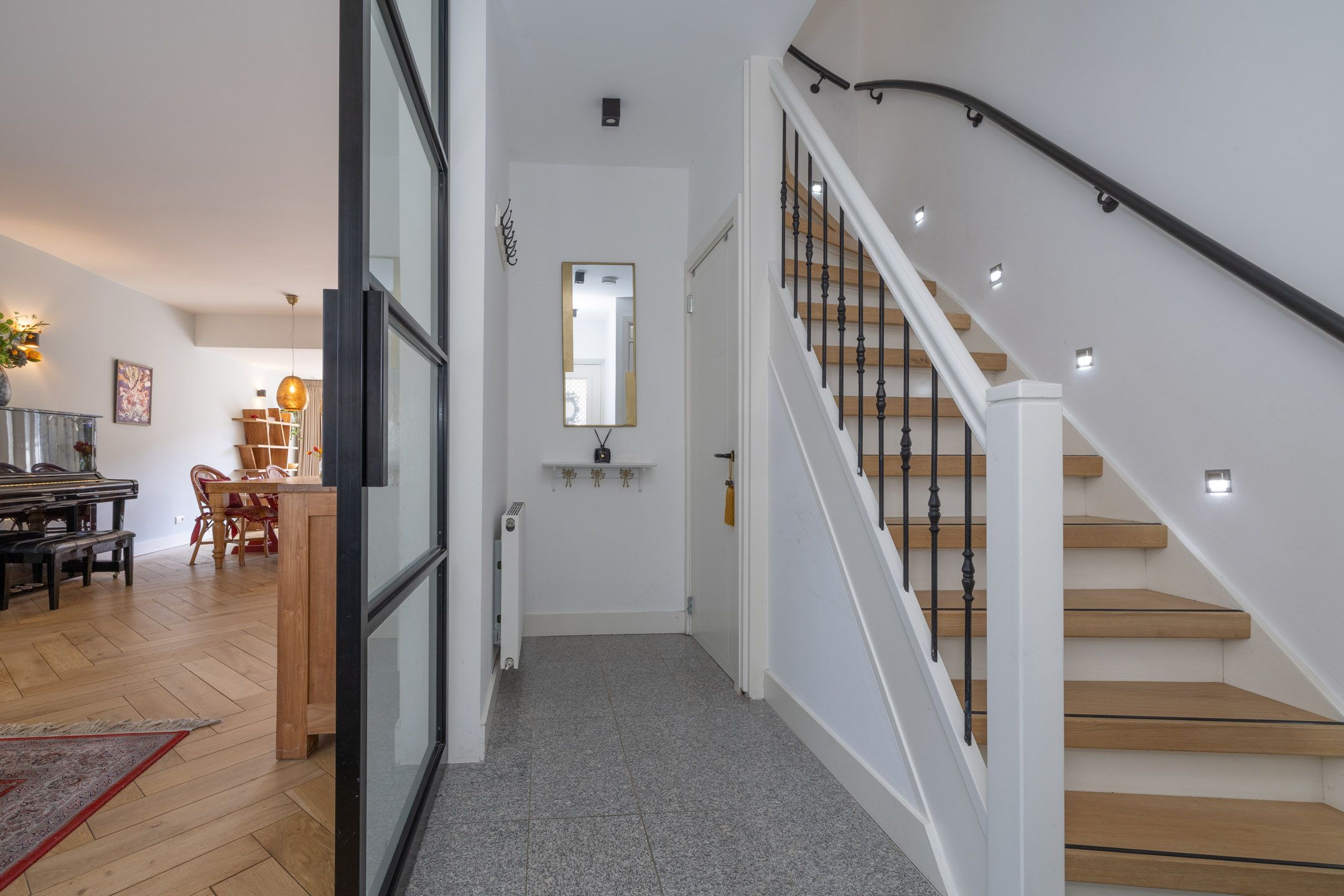 Foto 6 van Van Almondelaan 17