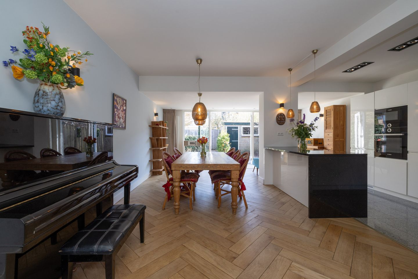 Foto 10 van Van Almondelaan 17