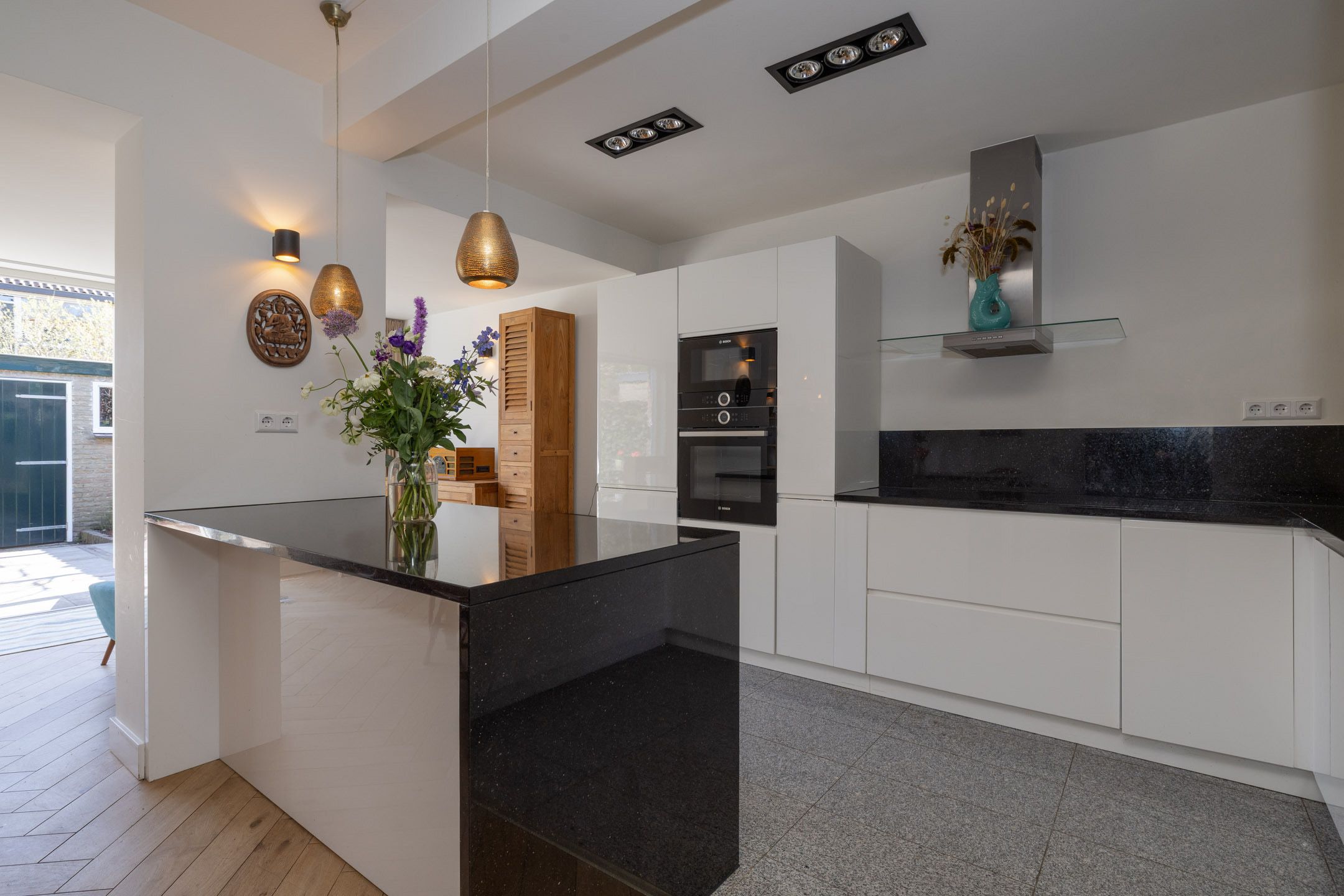 Foto 12 van Van Almondelaan 17